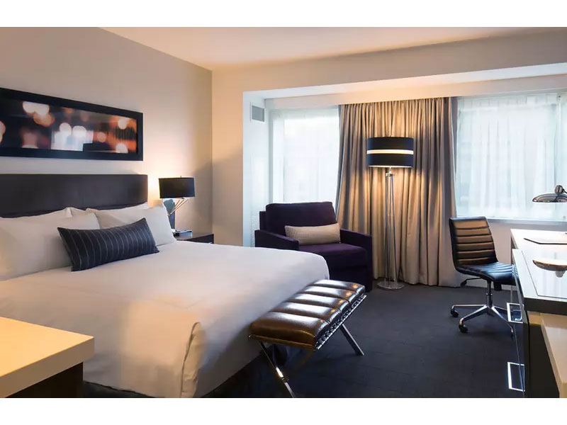 The Godfrey Hotel Chicago Near North Side Tour Package