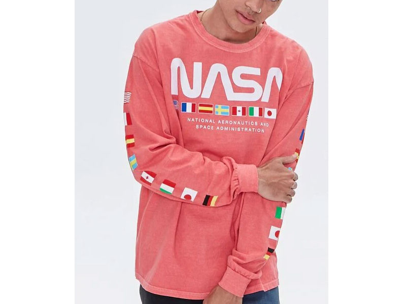 Men's Nasa Flag Graphic Tee