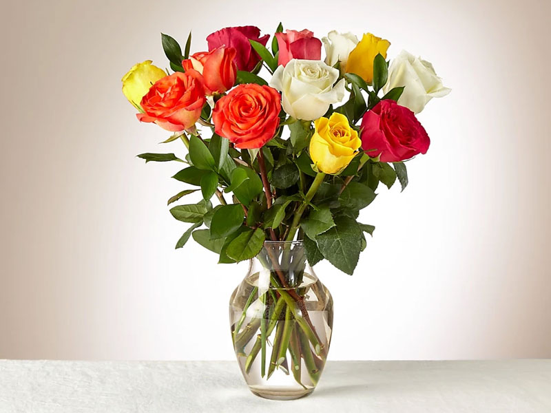 Mixed Roses with Vase