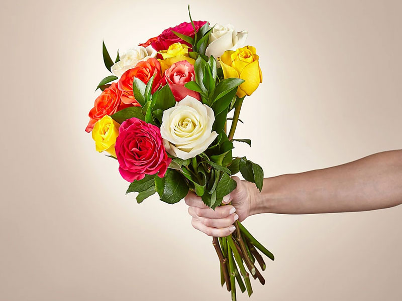 Mixed Roses with Vase