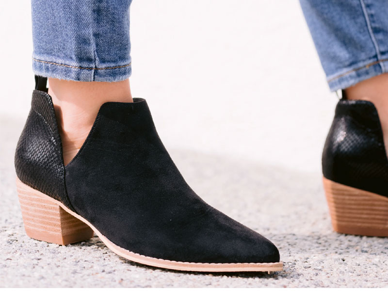 Women's Walking By Black Ankle Booties