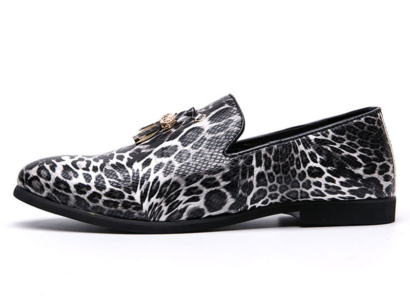 Men's Loafer Slip-On Artwork Round Toe Leather Leopard Shoes