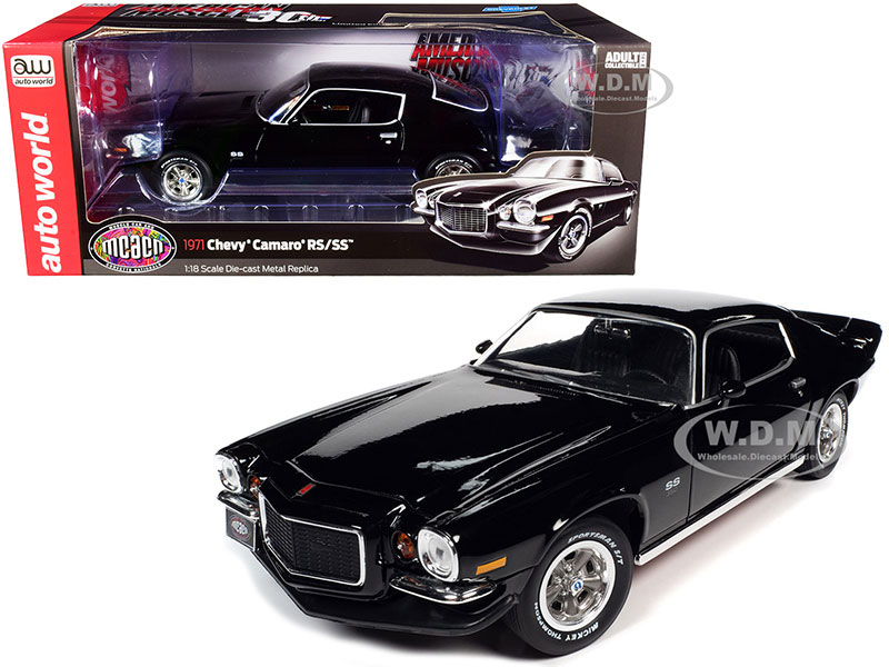 1971 Chevrolet Camaro RS/SS Tuxedo Diecast Model Car By Autoworld