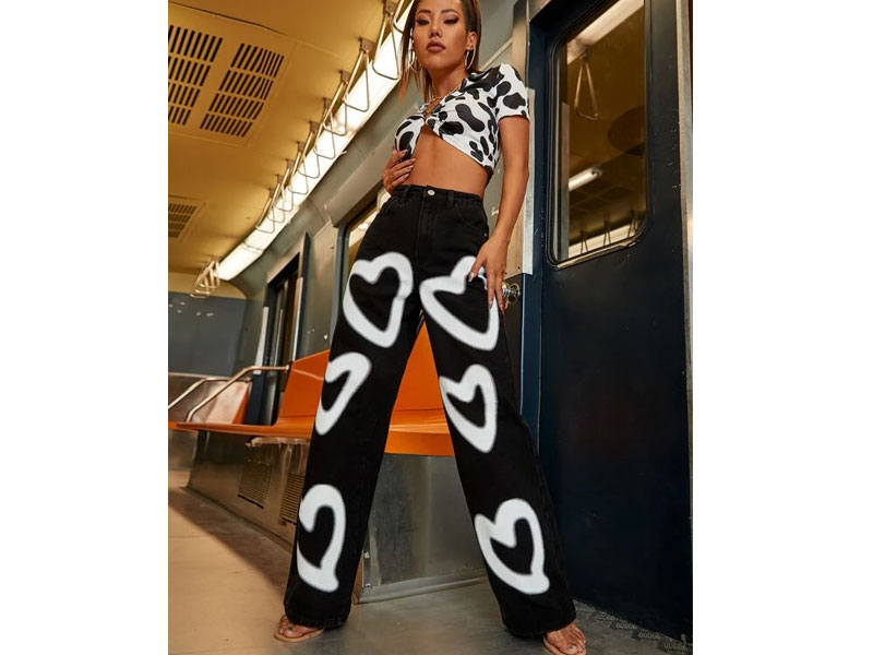 Women's High Waist Heart Print Wide Leg Jeans