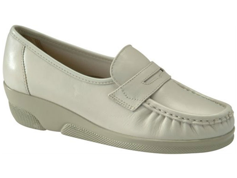 Softspots Women's Pennie Shoe