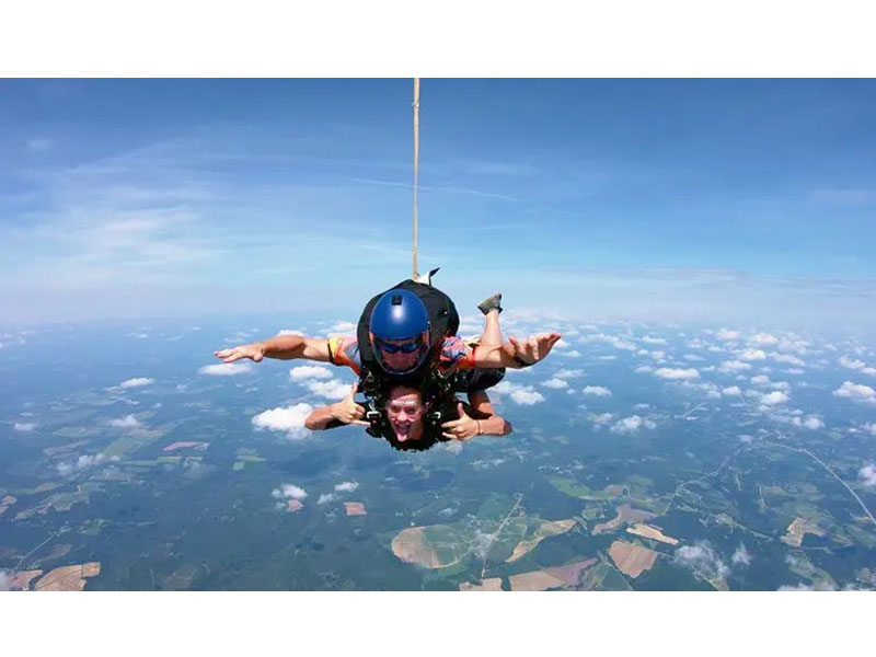 Skydiving Savannah Augusta 13,500ft Jump Tour Package