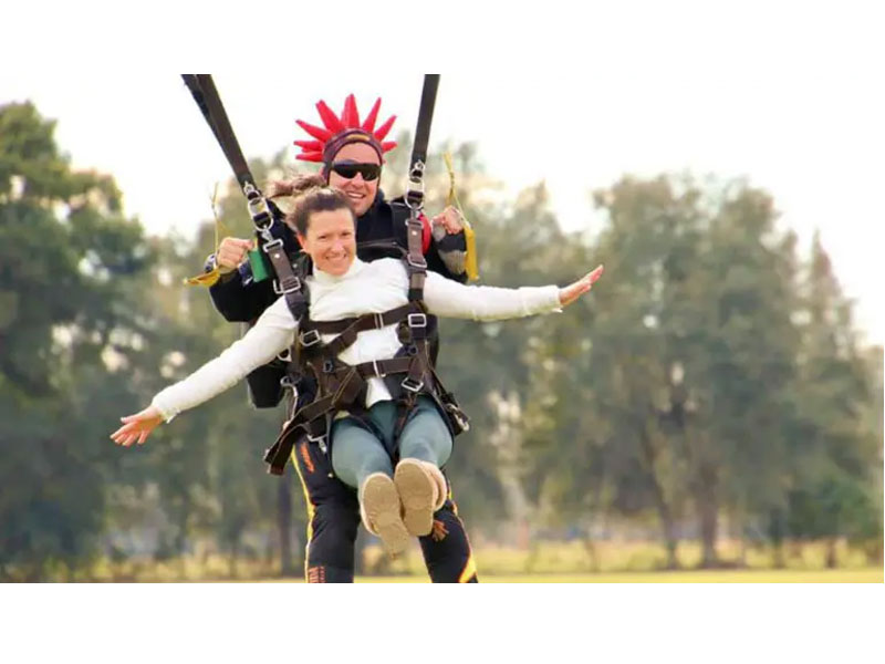 Skydive Orlando Florida 18,000ft Jump Tour Package