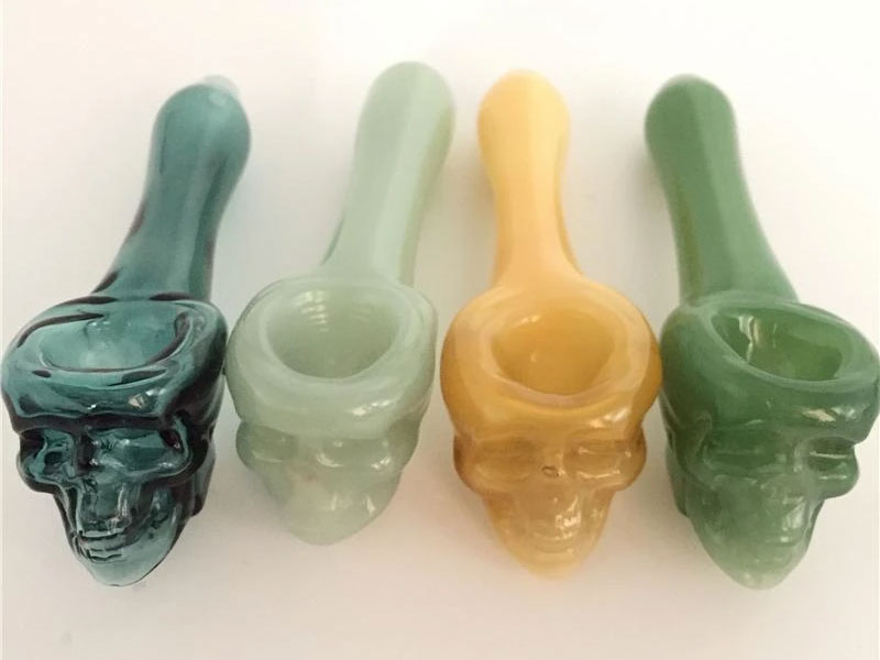 Glass Skull Hand Pipe