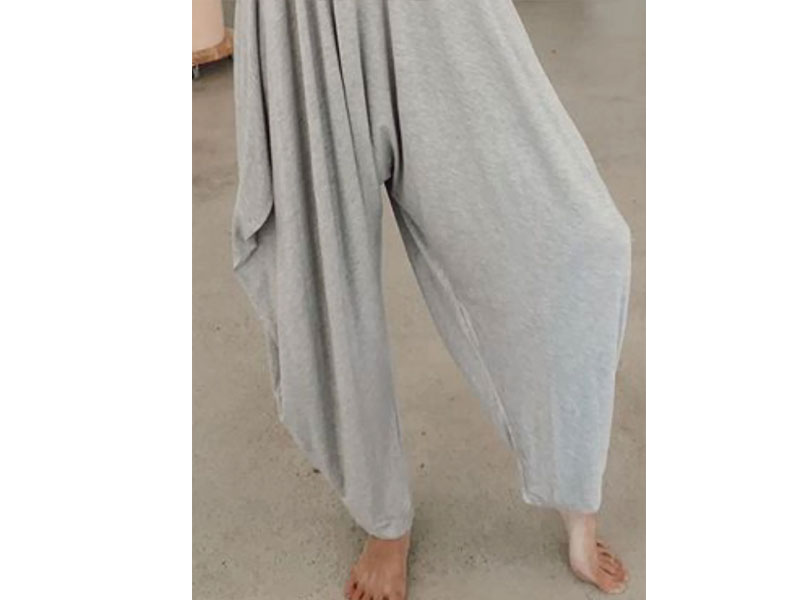 Women's Gray Sleeveless Solid Round Neck Casual Jumpsuit