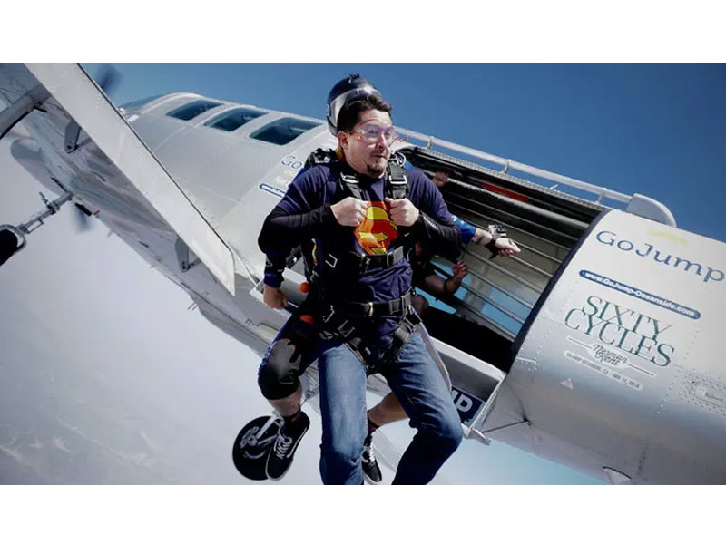 Skydive Oceanside Friday Special 13,000ft Jump