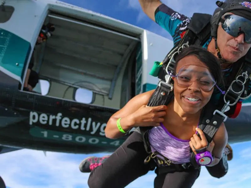 Skydiving Chicago Weekend Special 14,000ft Jump