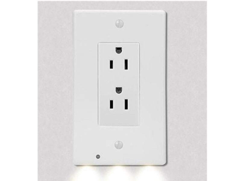 5 Pack Outlet Cover With Built In LED Night Lights