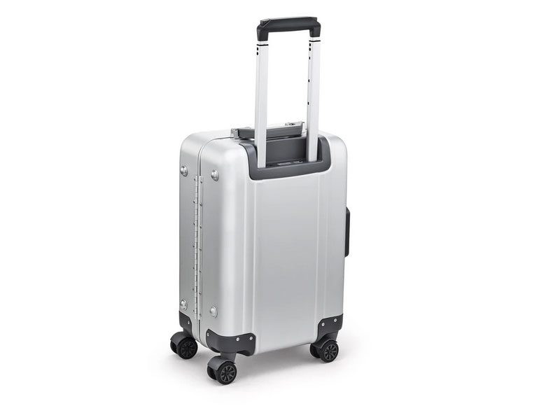 Classic Aluminum Spinner Carry-On