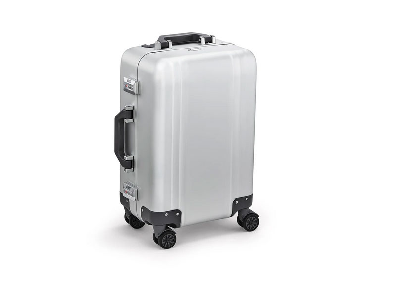 Classic Aluminum Spinner Carry-On