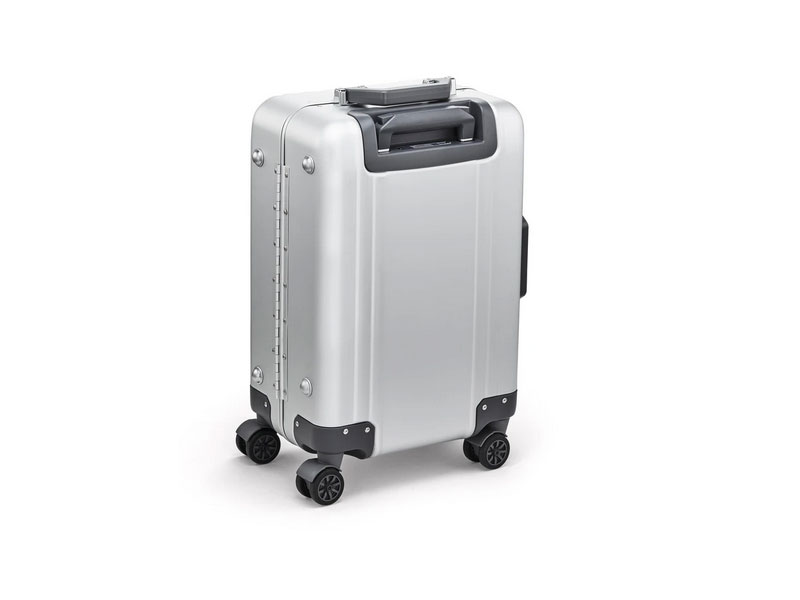 Classic Aluminum Spinner Carry-On