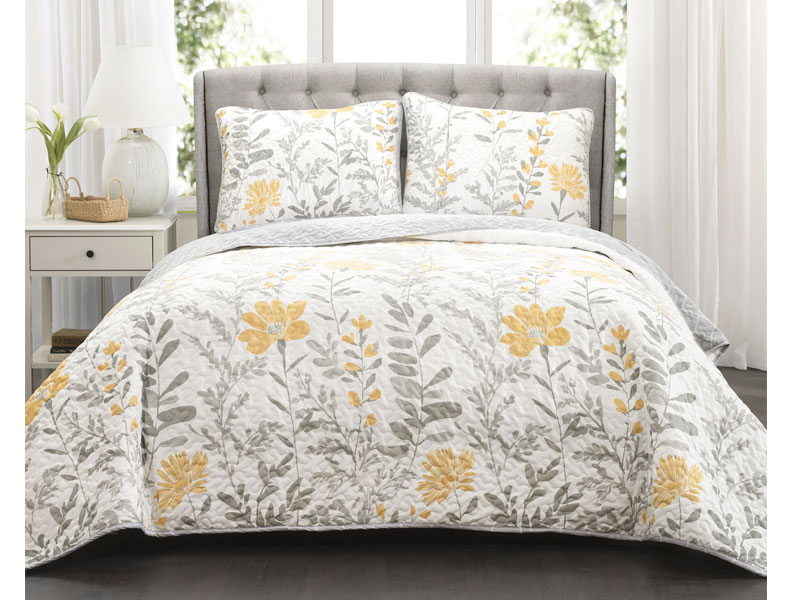 Bedding Bundle Aprile Quilt Set + Ravello Pintuck Comforter Set