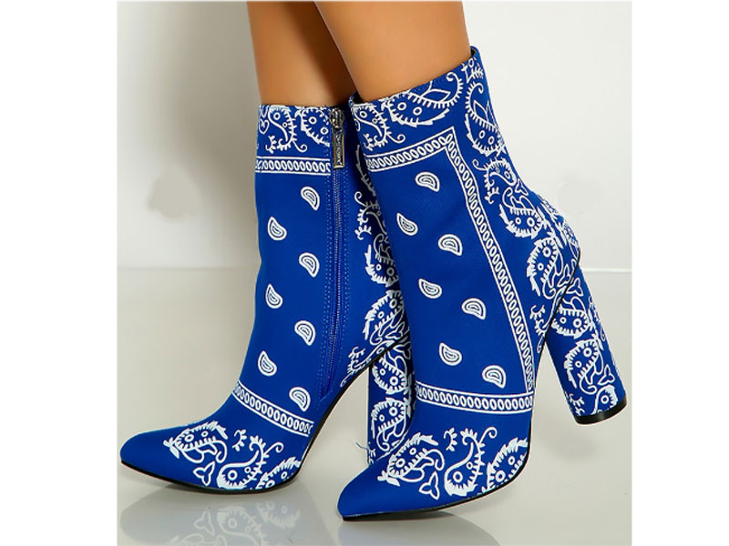 Women's Blue Bandana Print Pointy Toe Chunky Heel Booties