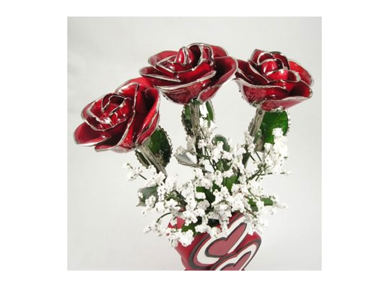 Past Present Future Platinum Trim Roses & 3 Heart Vase