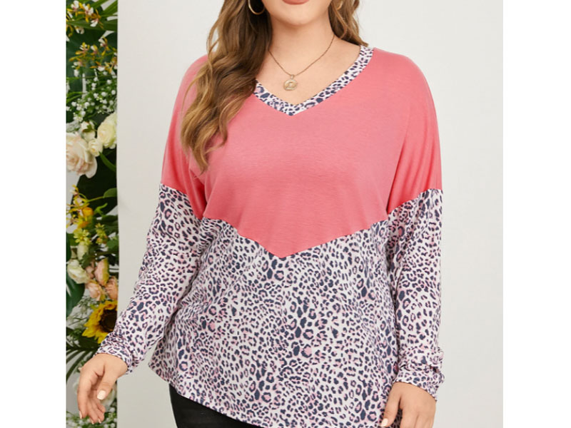 Women's Plus Size V-neck Leopard Design Long Sleeves Tee