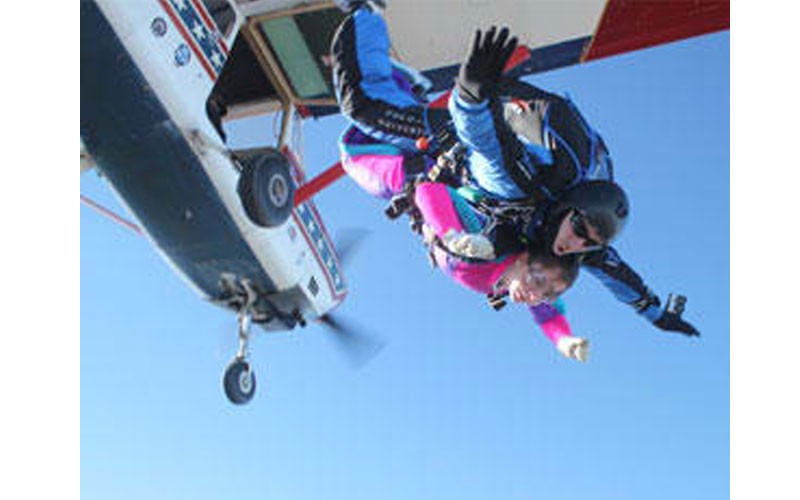 Skydiving Dallas - 10,000ft Jump (Closest Dropzone to Dallas)