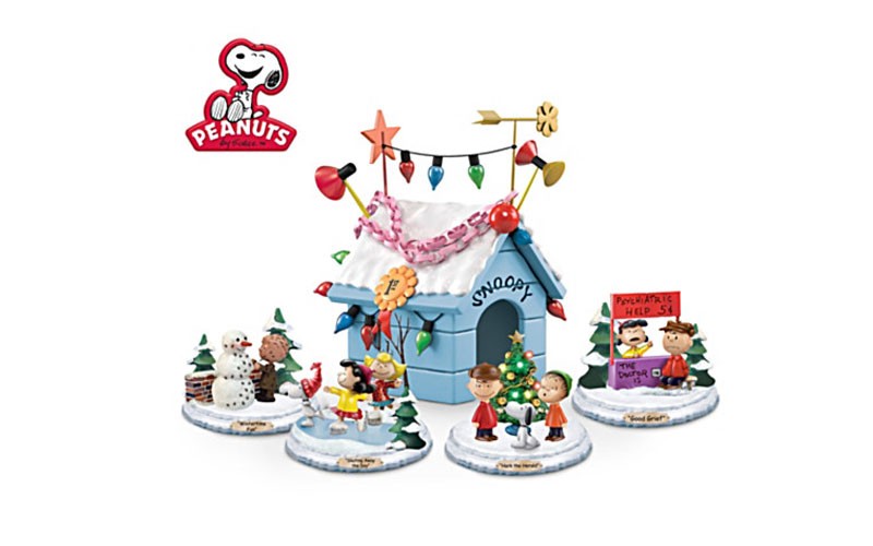 PEANUTS Very Merry Christmas Lighted Sculpture Collection
