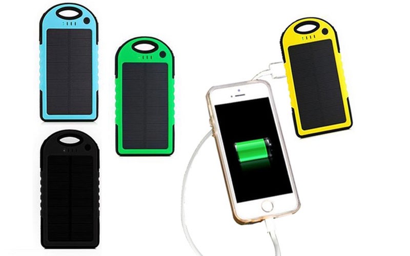 Universal Portable 5000mAh Solar Charger