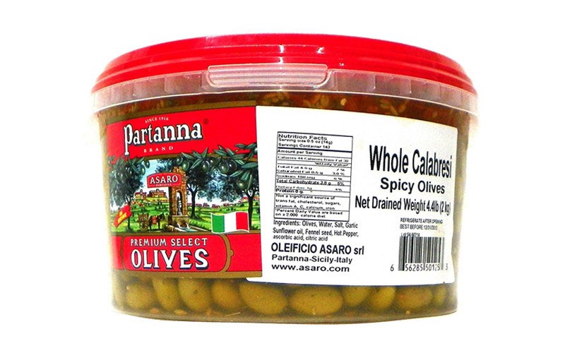 Partanna Premium Select Whole Calabresi Spicy Olives 70.4 oz Plastic Pail