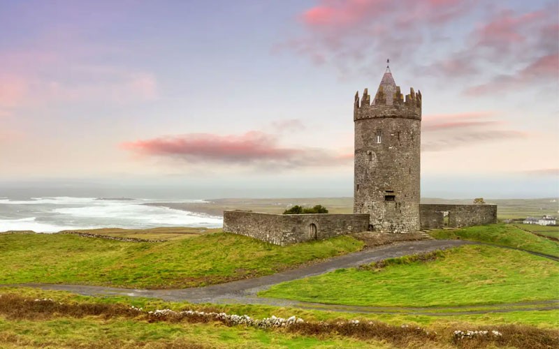 6 Nights Irelands Popular Cities and Top Attractions