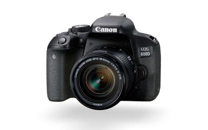 Canon EOS Rebel 800D/T7i DSLR Camera with 18-55 4-5.6 IS STM Lens