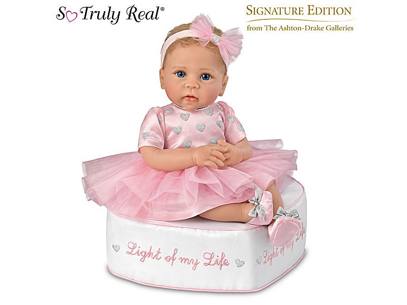 Linda Murray Baby Doll With Ottoman And Her Skirt Lights Up